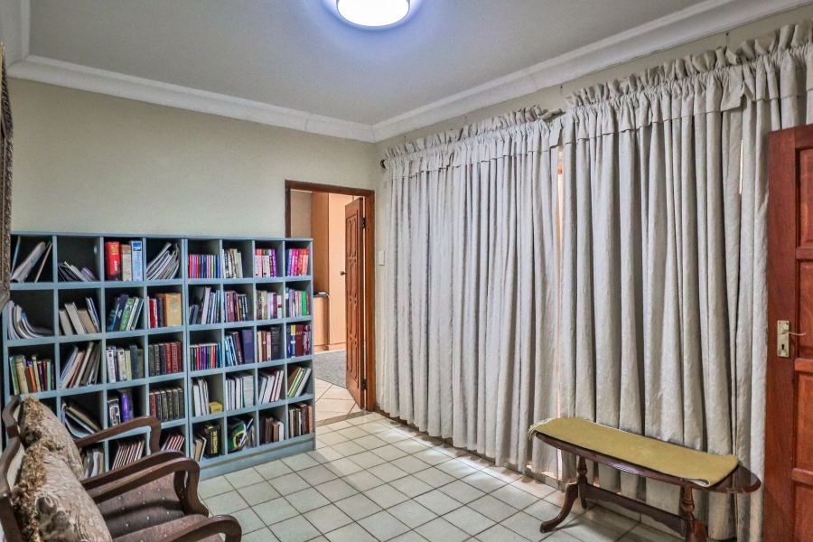 11 Bedroom Property for Sale in Protea Park North West